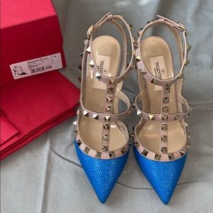 Valentino Garavani Rockstud Blue slingback 35 SALE